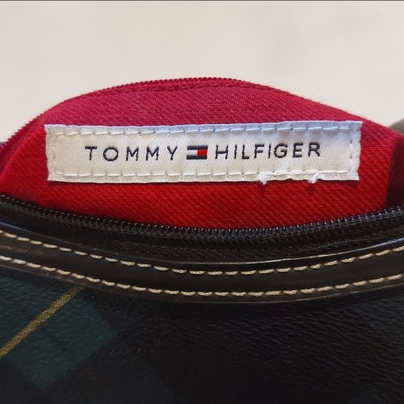 SOLD !!!!!!!!!!!! 💚gorgeous petit Tommy Hilfiger bag💚 - Picture 7 of 8
